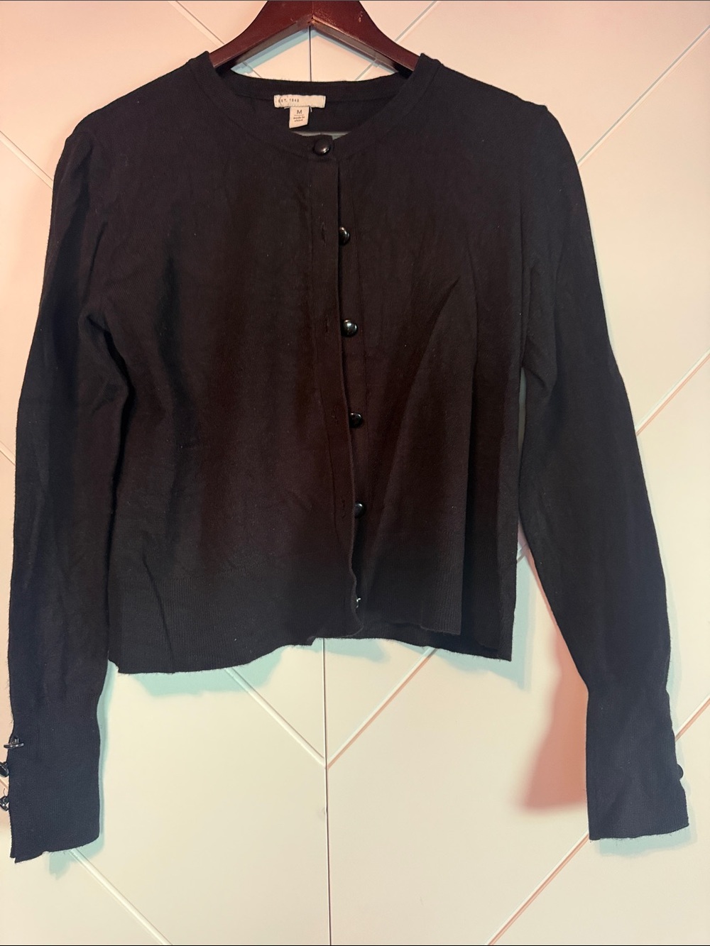 Women's Black Button-Front Long-Sleeve Cardigan
